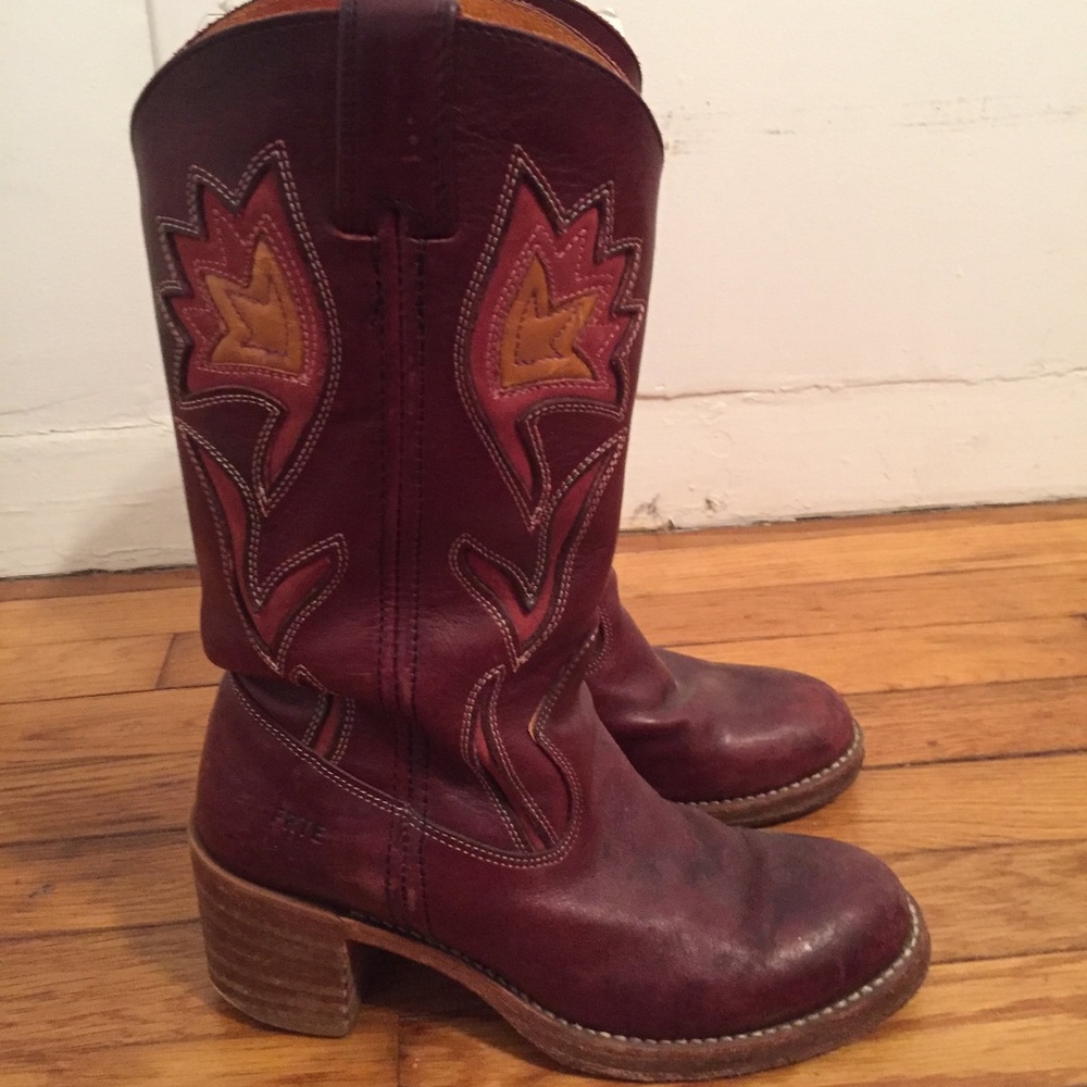 Purple Frye CowGIRL boots 7.5